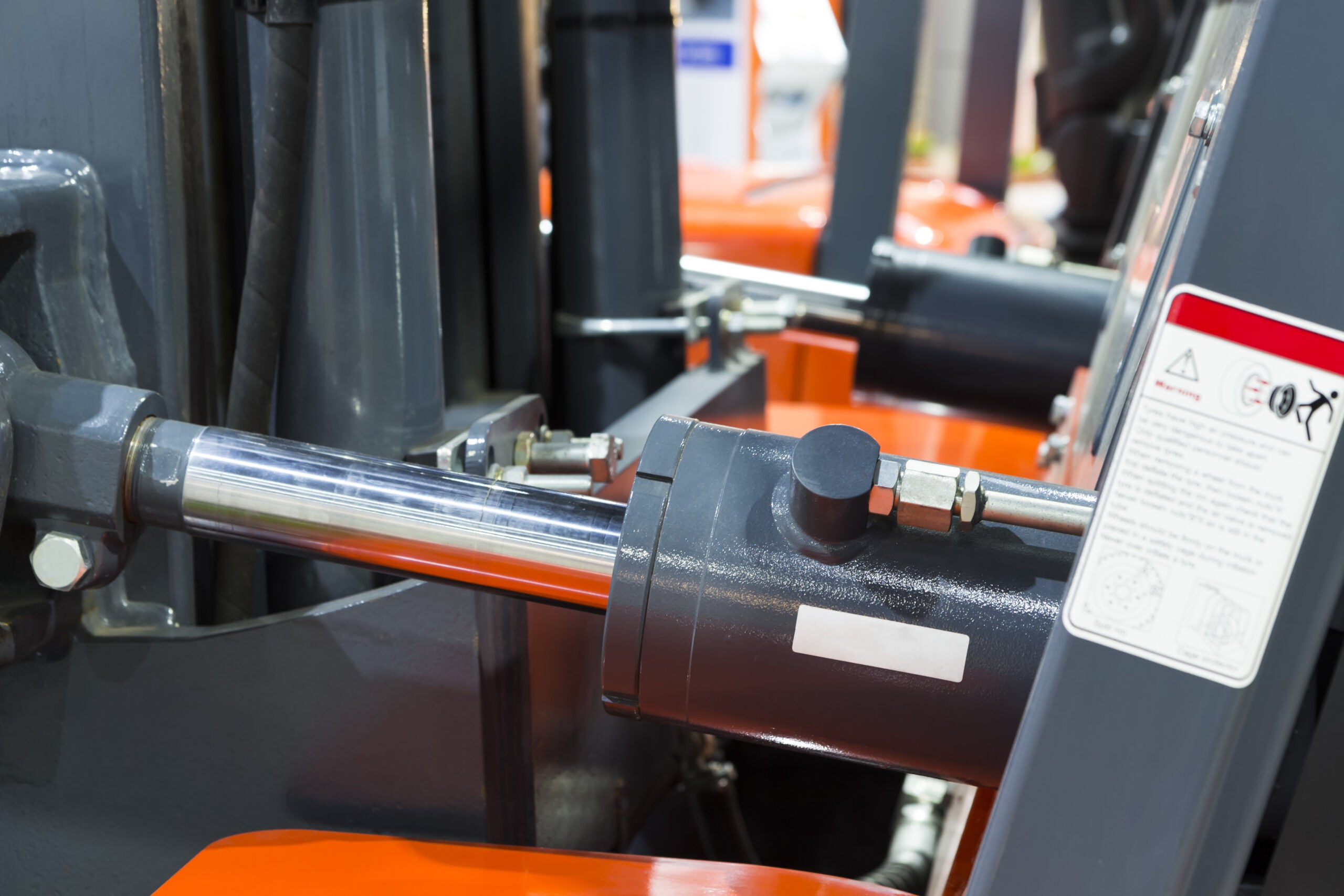 The Complete Guide to Forklift Hydraulic System Repair and Rebuilds